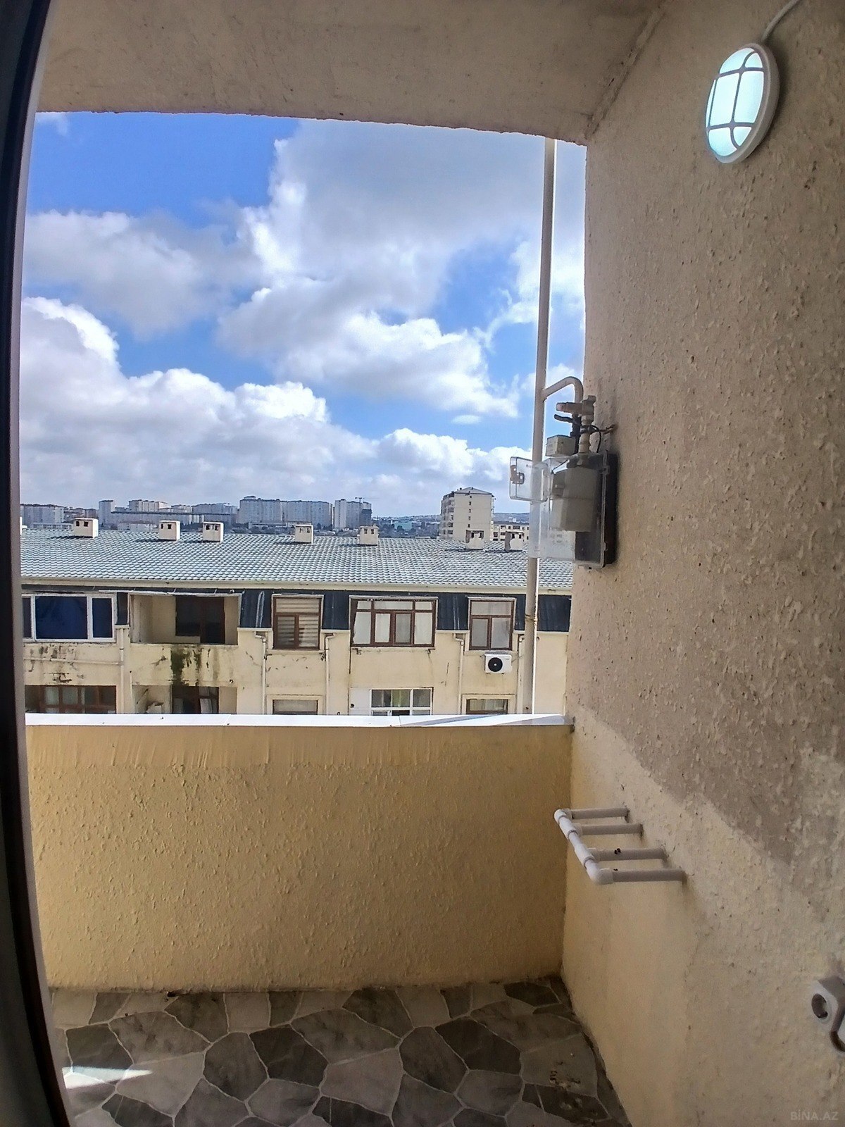 2 otaqlı Yeni tikili, Xırdalan
