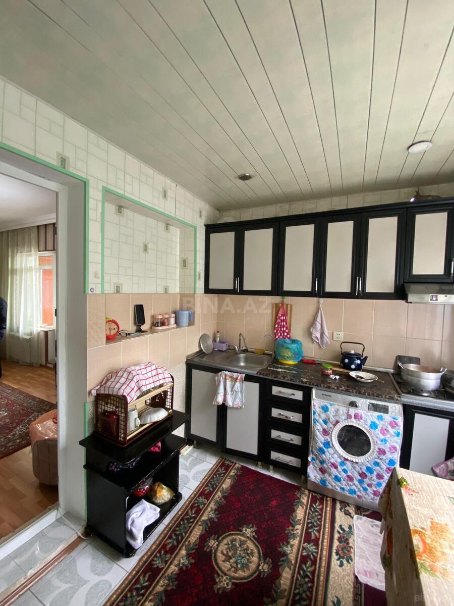 2 otaqlı Köhnə tikili, Bakıxanov q., Bakı