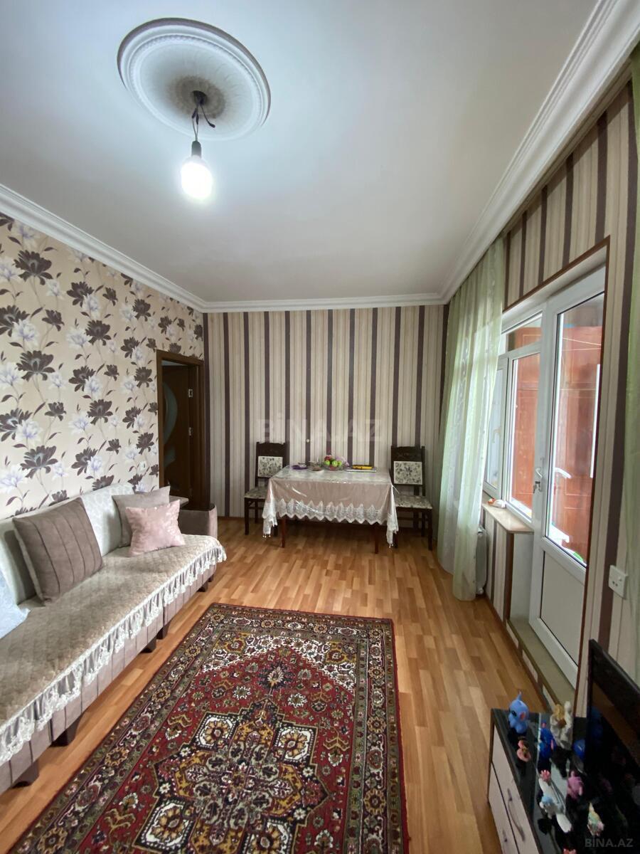2 otaqlı Köhnə tikili, Bakıxanov q., Bakı