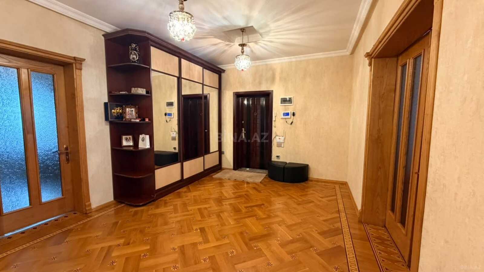 3 otaqlı Yeni tikili, Xalqlar Dostluğu m., Bakı