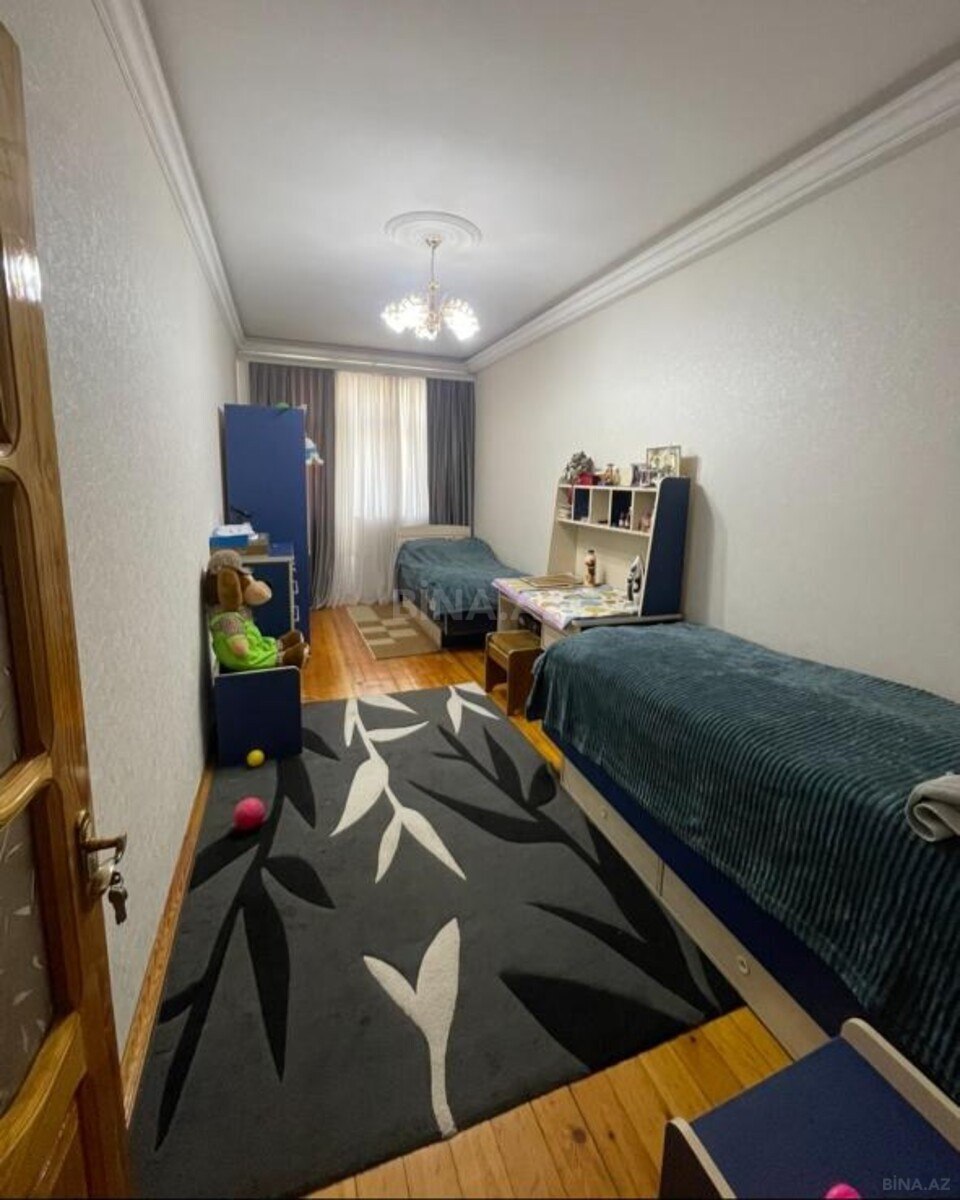 3 otaqlı Yeni tikili, Neftçilər m., Bakı