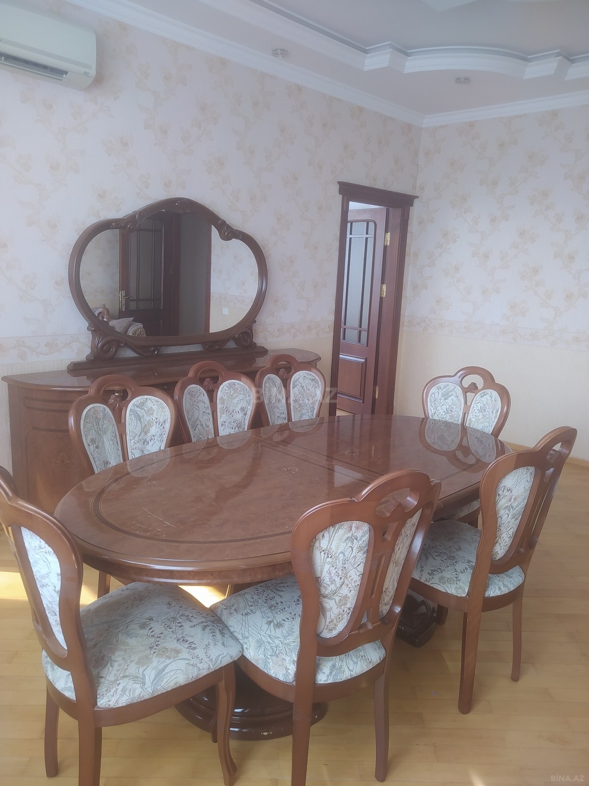3 otaqlı Yeni tikili, Elmlər Akademiyası m., Bakı