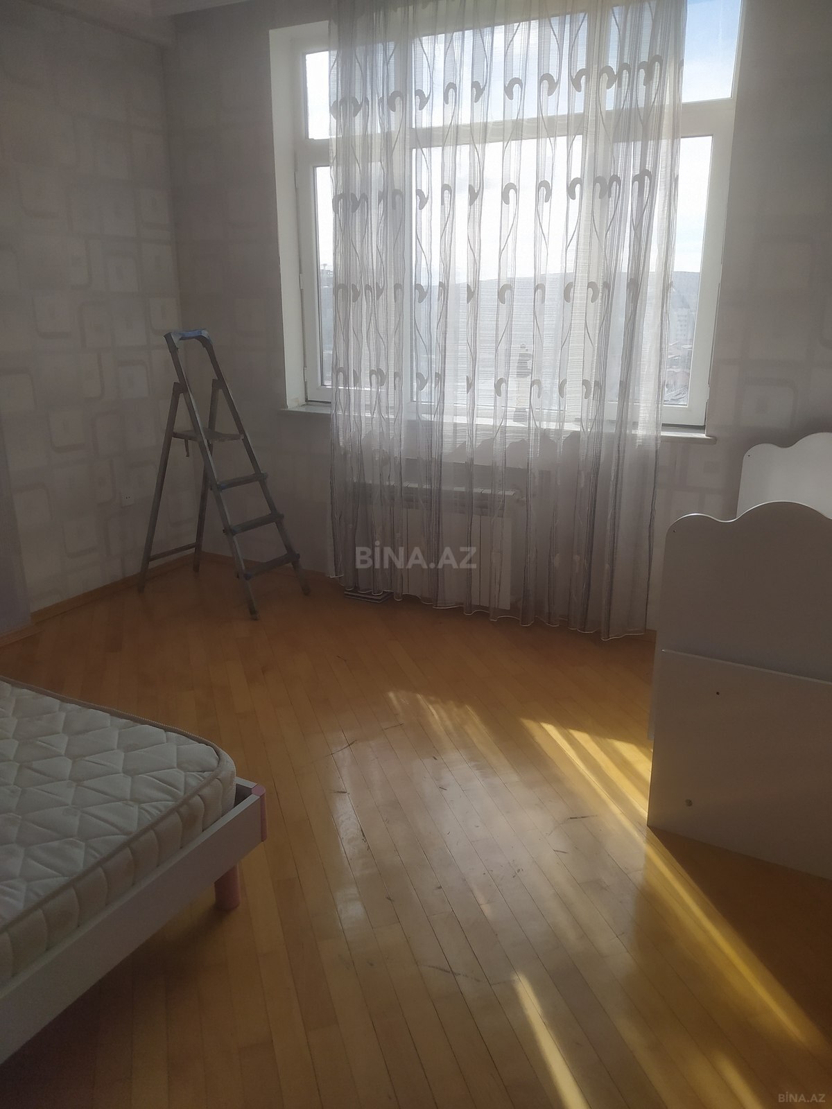 3 otaqlı Yeni tikili, Elmlər Akademiyası m., Bakı