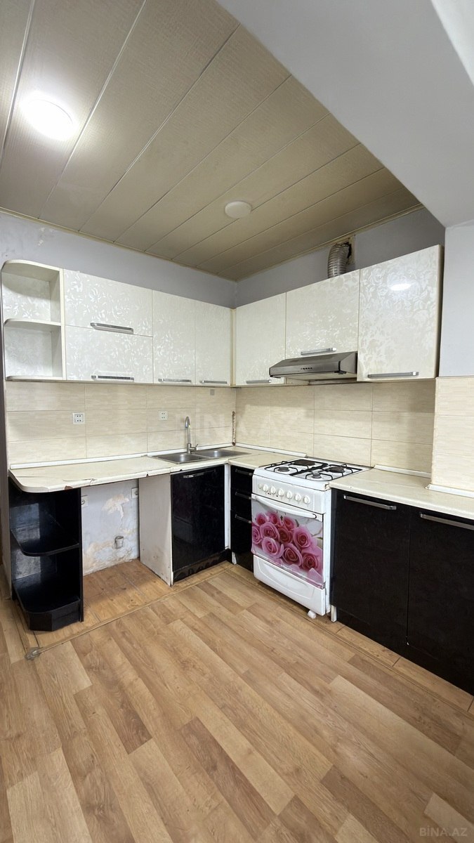 3 otaqlı Köhnə tikili, Köhnə Günəşli q., Bakı