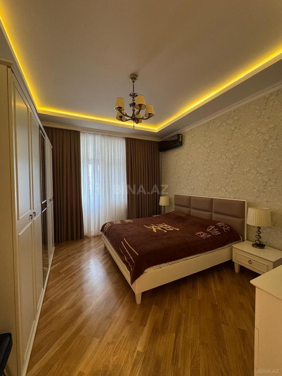 3 otaqlı Yeni tikili, Şah İsmayıl Xətai m., Bakı