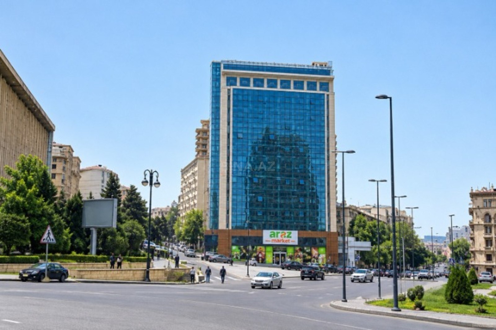 2 otaqlı Köhnə tikili, Nizami m., Bakı