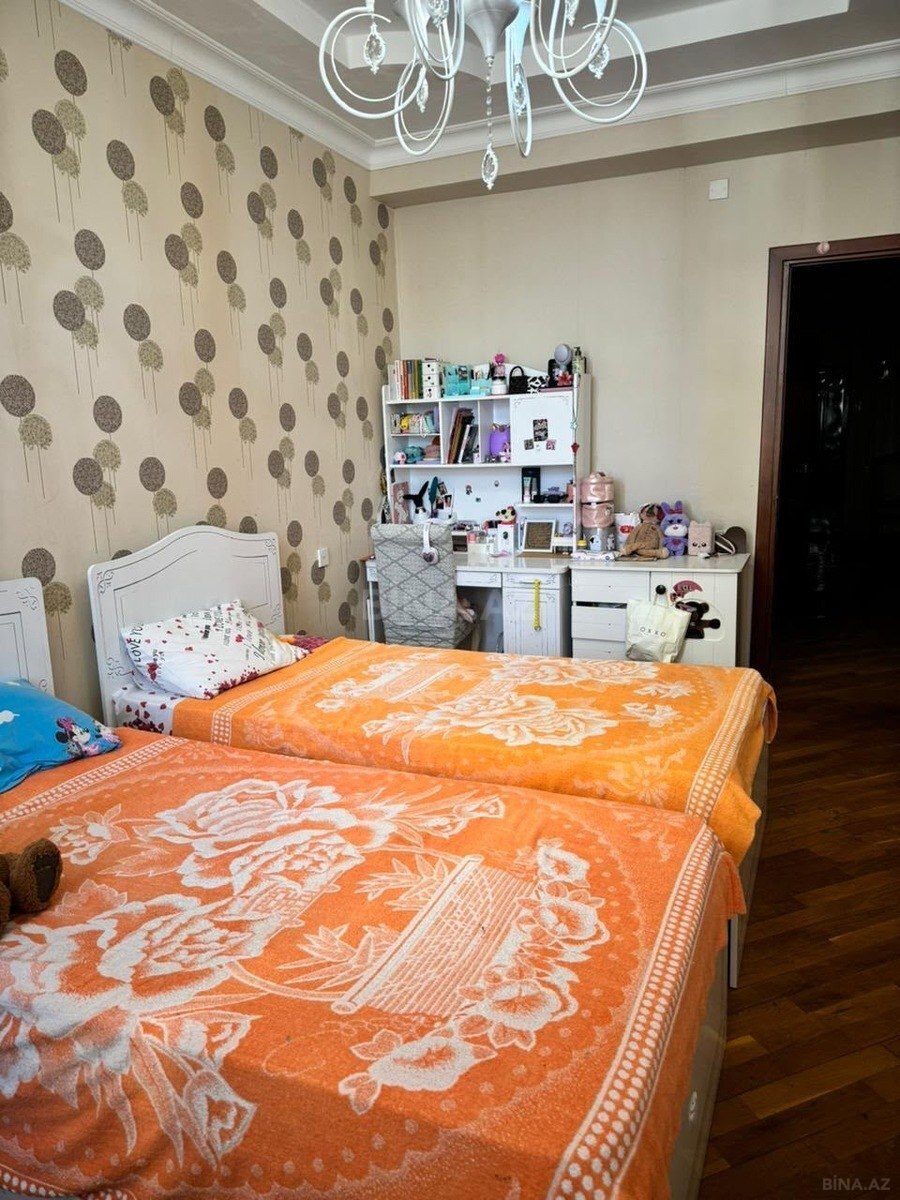 3 otaqlı Yeni tikili, Elmlər Akademiyası m., Bakı