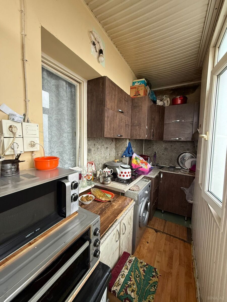2 otaqlı Köhnə tikili, Xalqlar Dostluğu m., Bakı