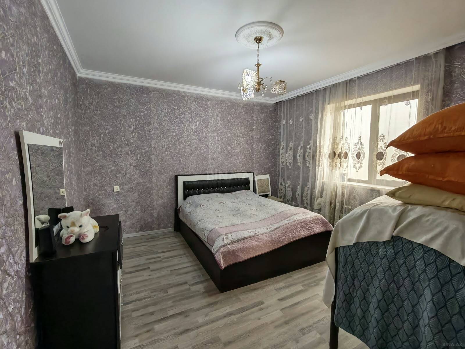 4 otaqlı Həyət evi/Bağ evi, Zabrat q., Bakı
