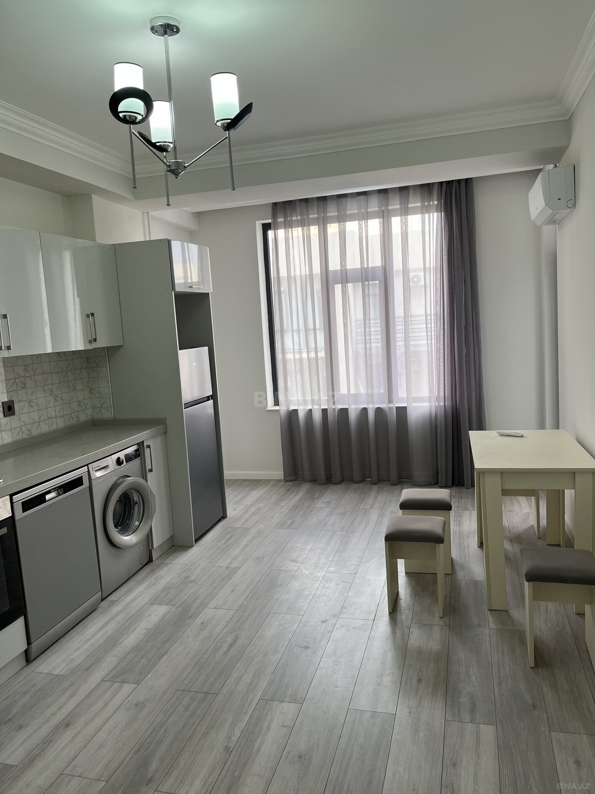 4 otaqlı Yeni tikili, 28 May m., Bakı