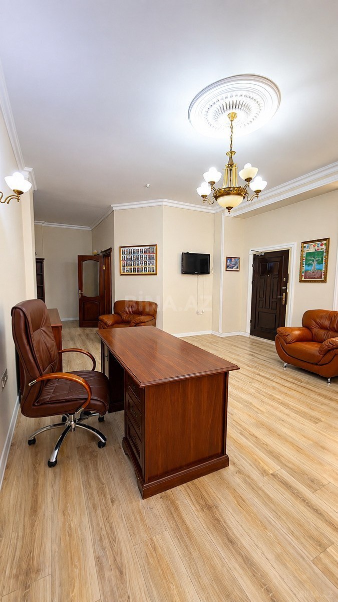3 otaqlı Ofis, Nizami m., Bakı