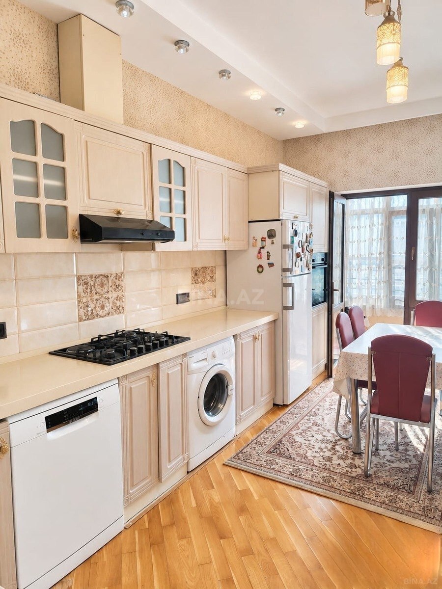 2 otaqlı Yeni tikili, Elmlər Akademiyası m., Bakı