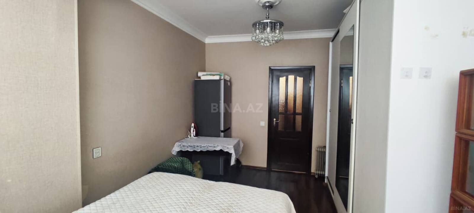 3 otaqlı Köhnə tikili, Yeni Günəşli q., Bakı