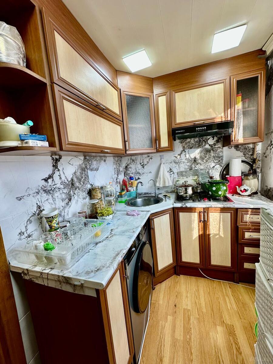 3 otaqlı Köhnə tikili, Qara Qarayev m., Bakı
