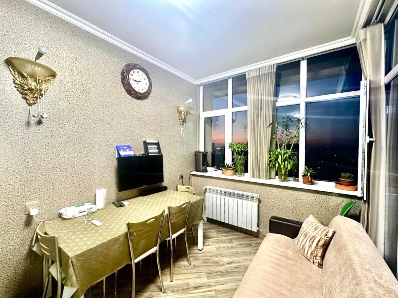 4 otaqlı Yeni tikili, Azadlıq Prospekti m., Bakı