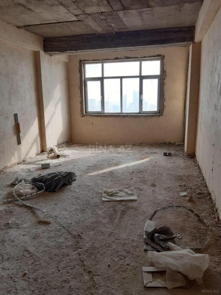 4 otaqlı Yeni tikili, Nizami m., Bakı