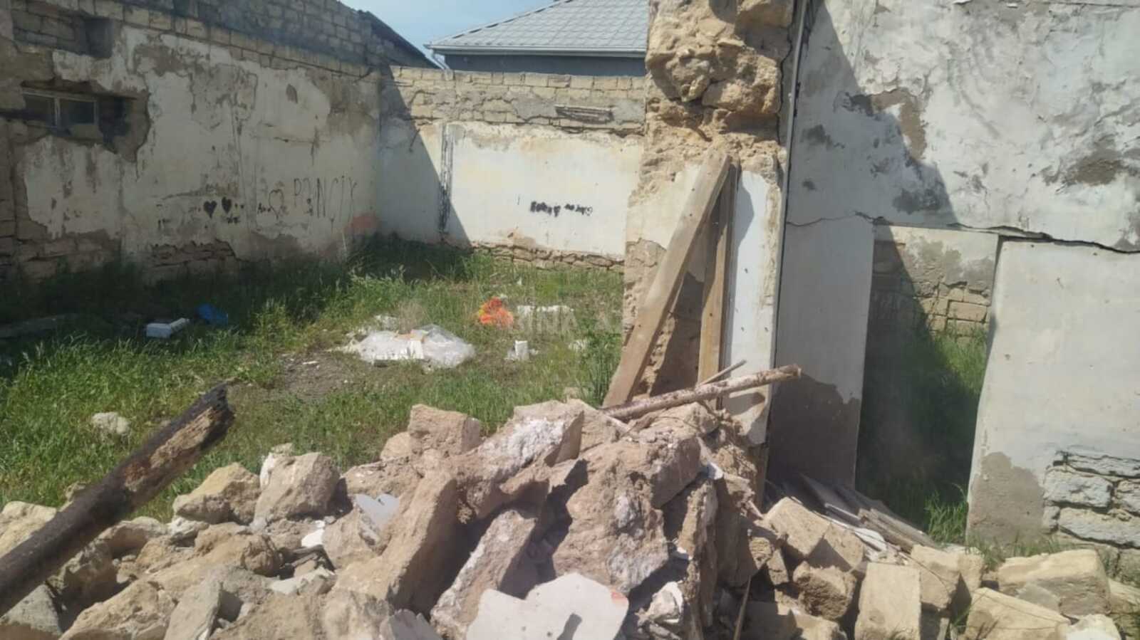 3 otaqlı Həyət evi/Bağ evi, Albalılıq q., Bakı