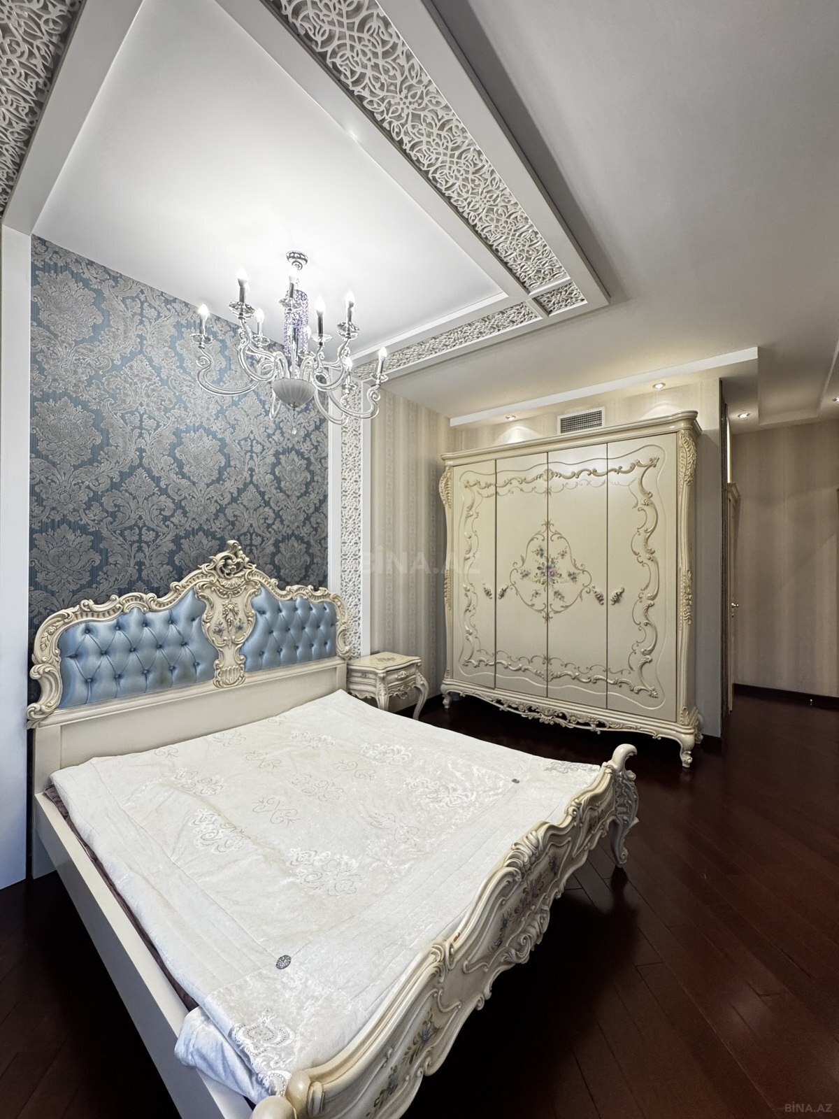 4 otaqlı Yeni tikili, İçəri Şəhər m., Bakı