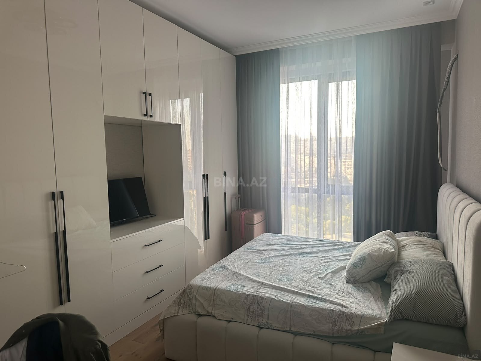 3 otaqlı Yeni tikili, Memar Əcəmi m., Bakı