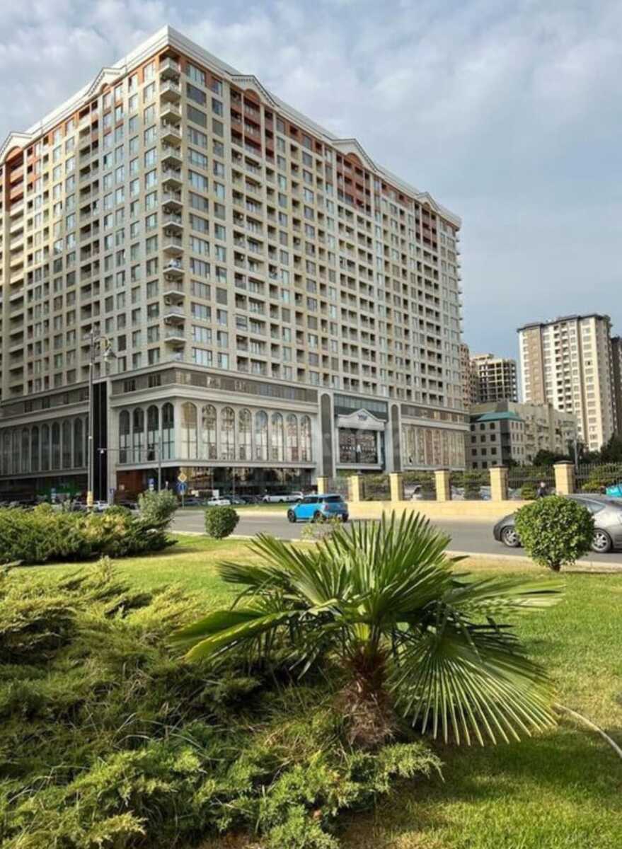 3 otaqlı Yeni tikili, Şah İsmayıl Xətai m., Bakı