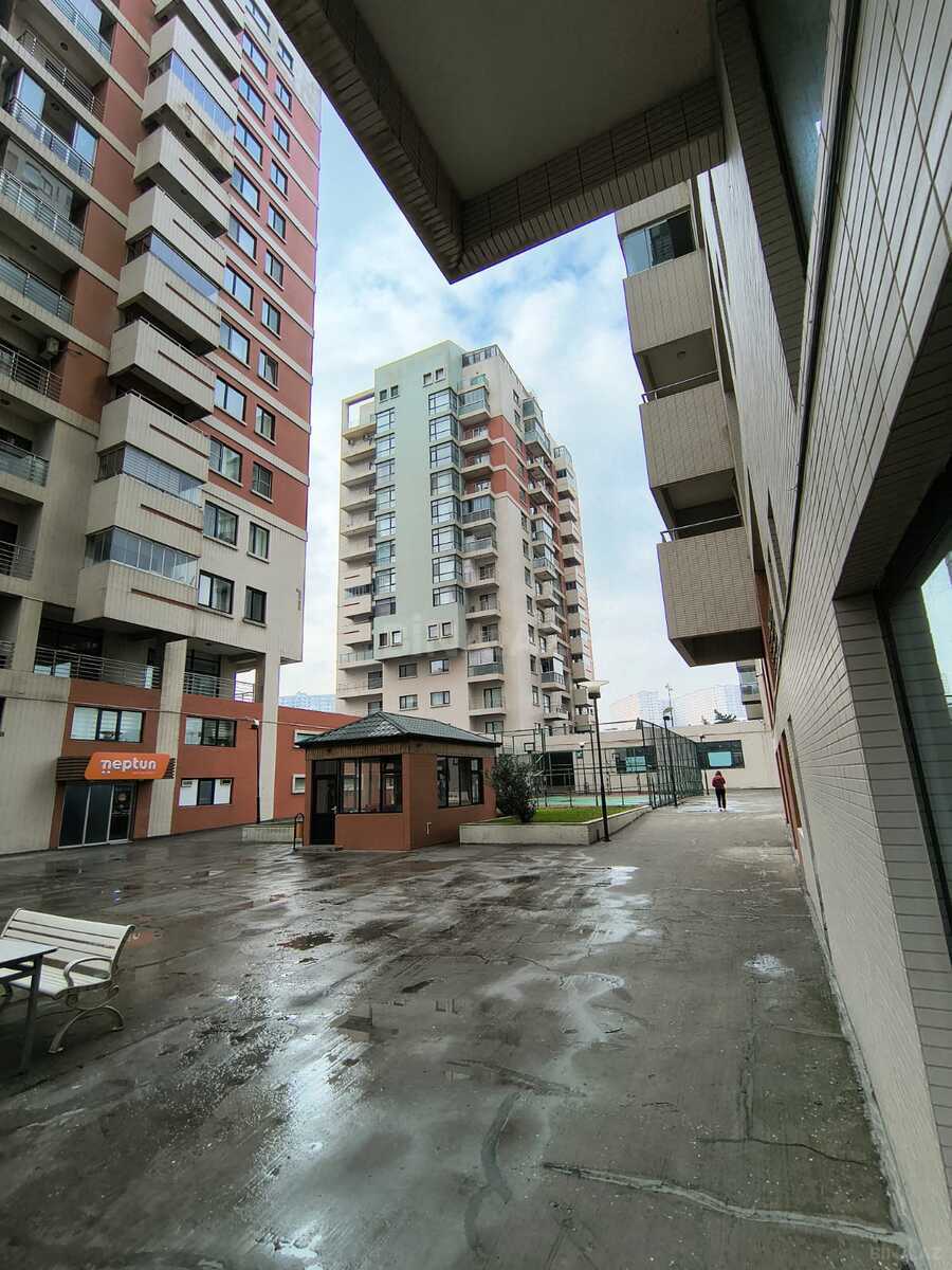 3 otaqlı Yeni tikili, 8 Noyabr m., Bakı