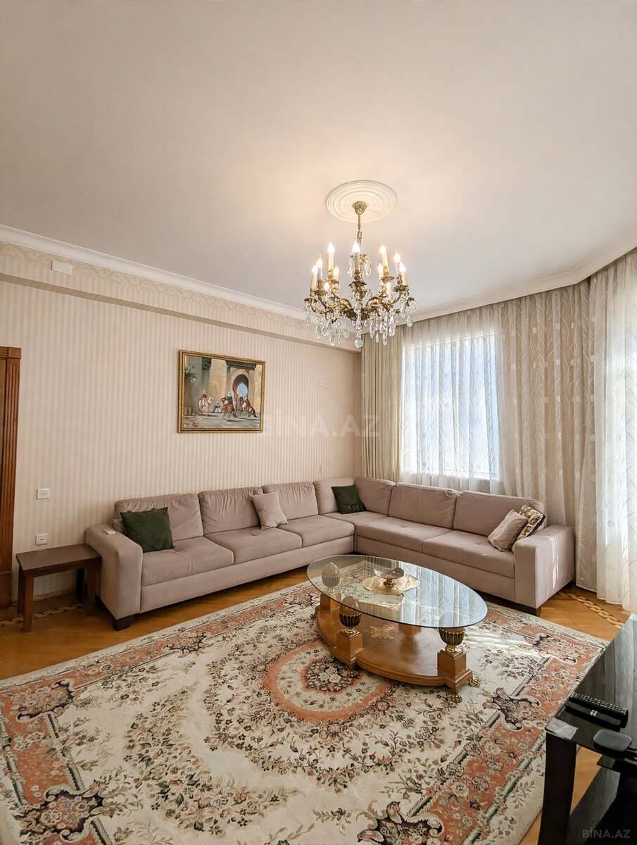 4 otaqlı Yeni tikili, 28 May m., Bakı