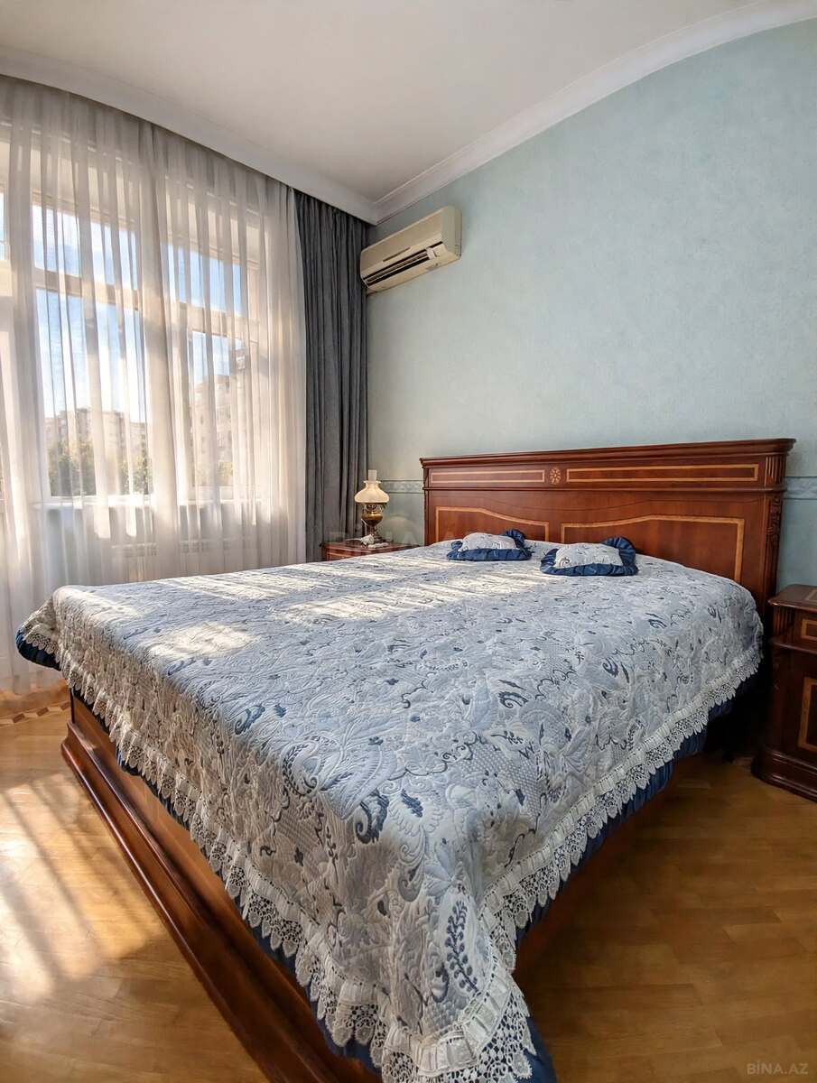4 otaqlı Yeni tikili, 28 May m., Bakı