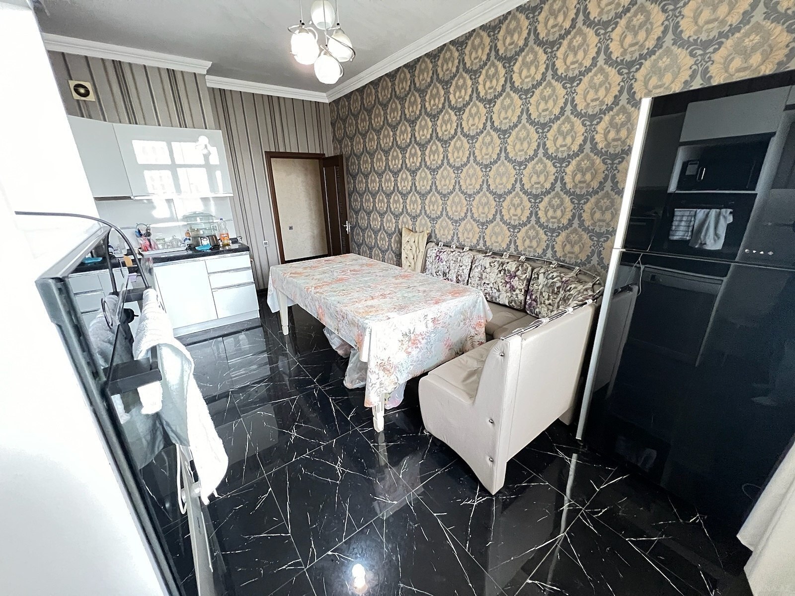 3 otaqlı Yeni tikili, Yasamal r., Bakı