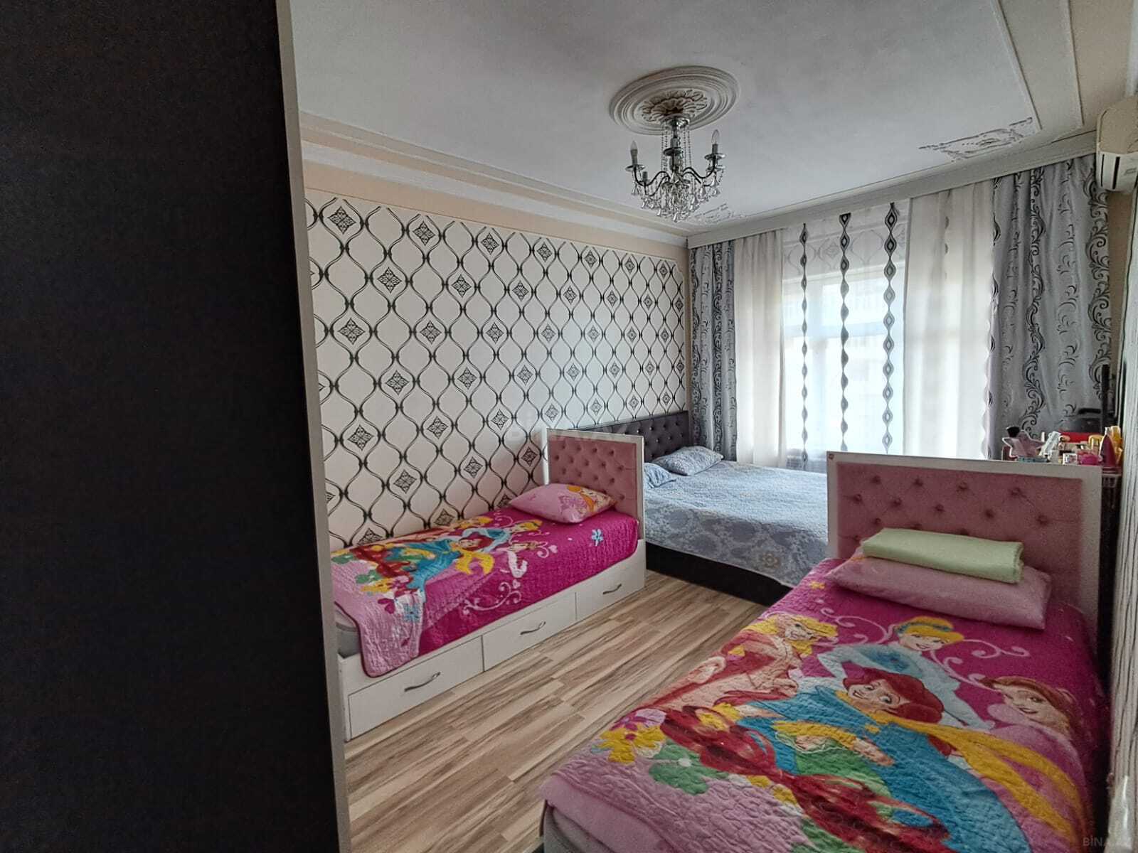 3 otaqlı Köhnə tikili, Xətai r., Bakı