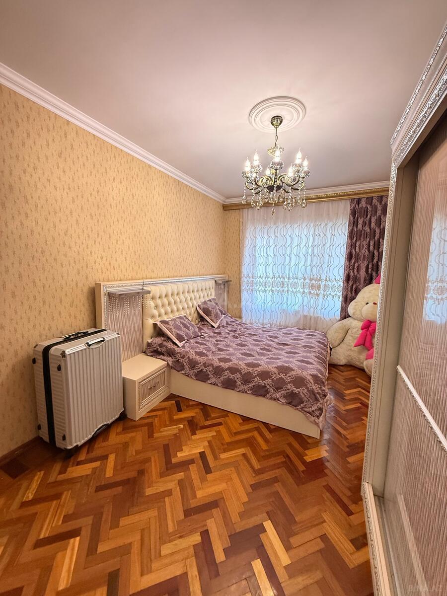 3 otaqlı Köhnə tikili, Xətai r., Bakı