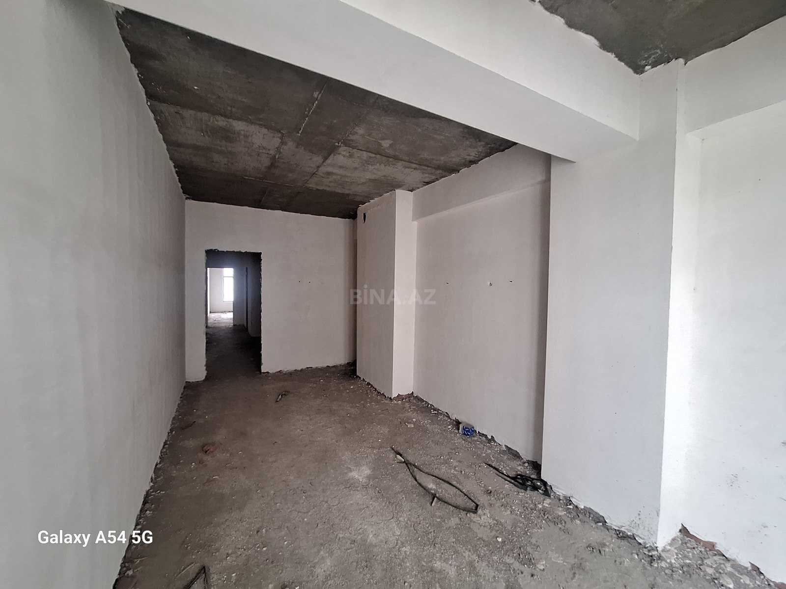 4 otaqlı Yeni tikili, Şah İsmayıl Xətai m., Bakı