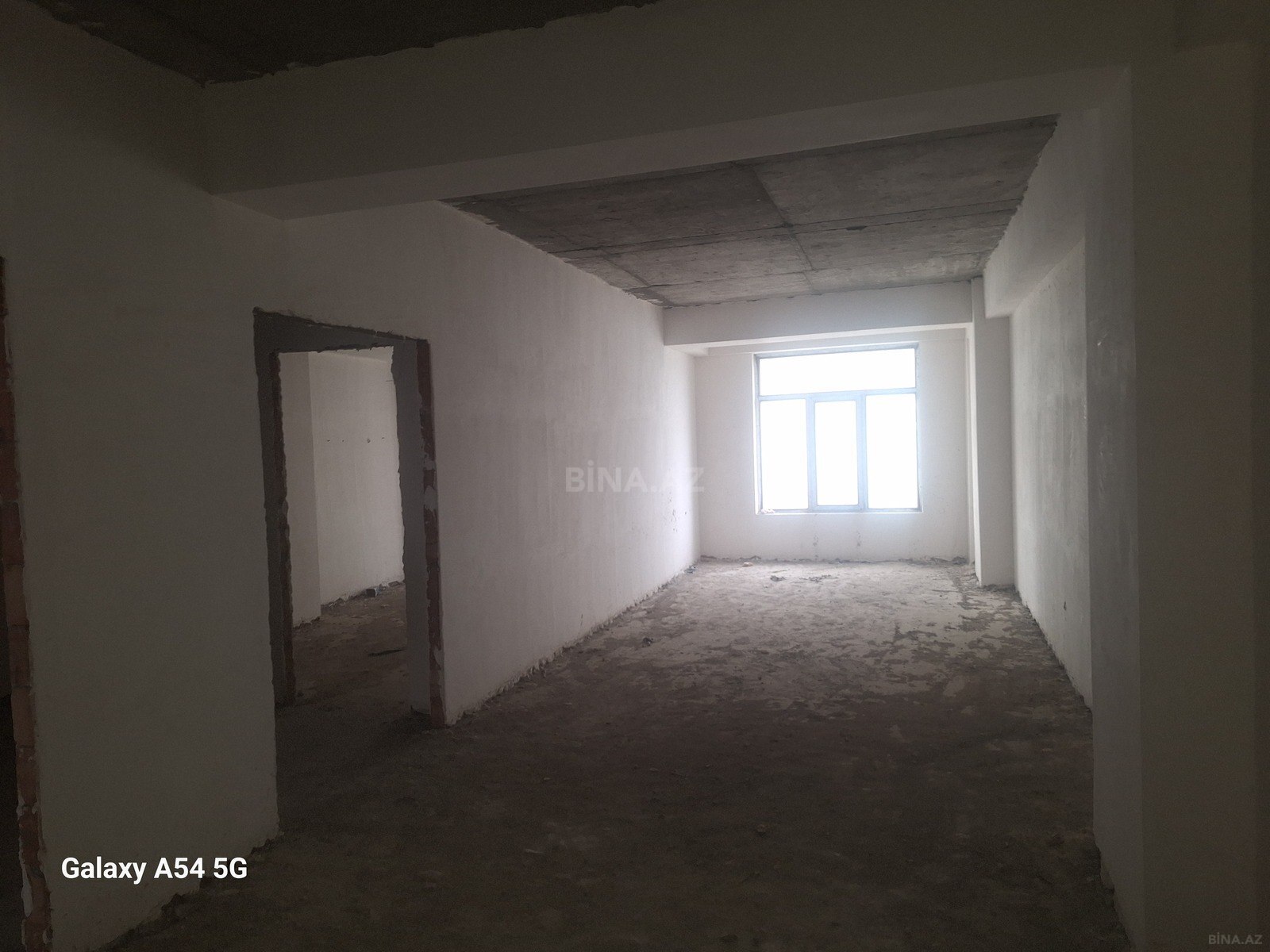 4 otaqlı Yeni tikili, Şah İsmayıl Xətai m., Bakı