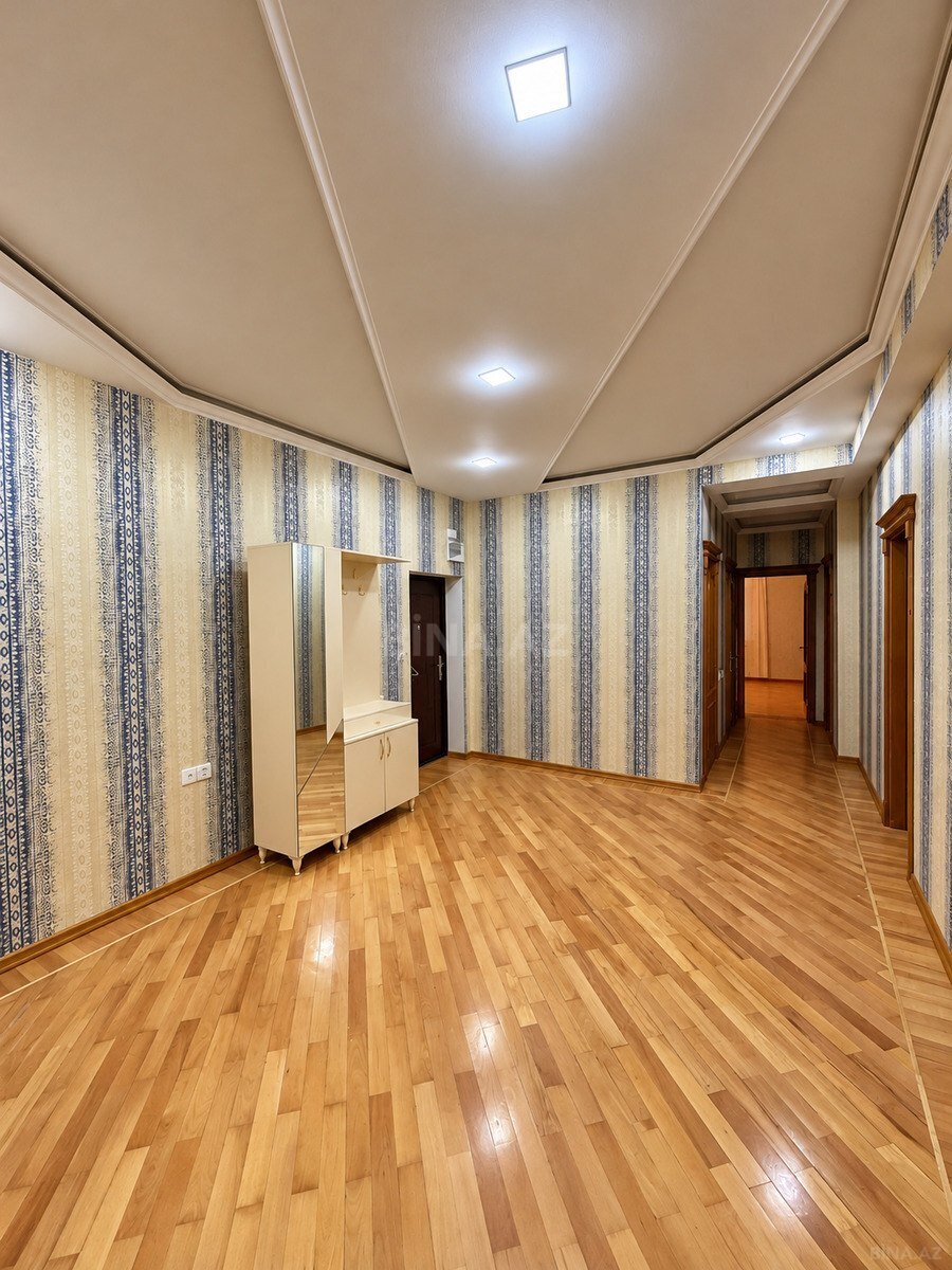 3 otaqlı Yeni tikili, 8 Noyabr m., Bakı