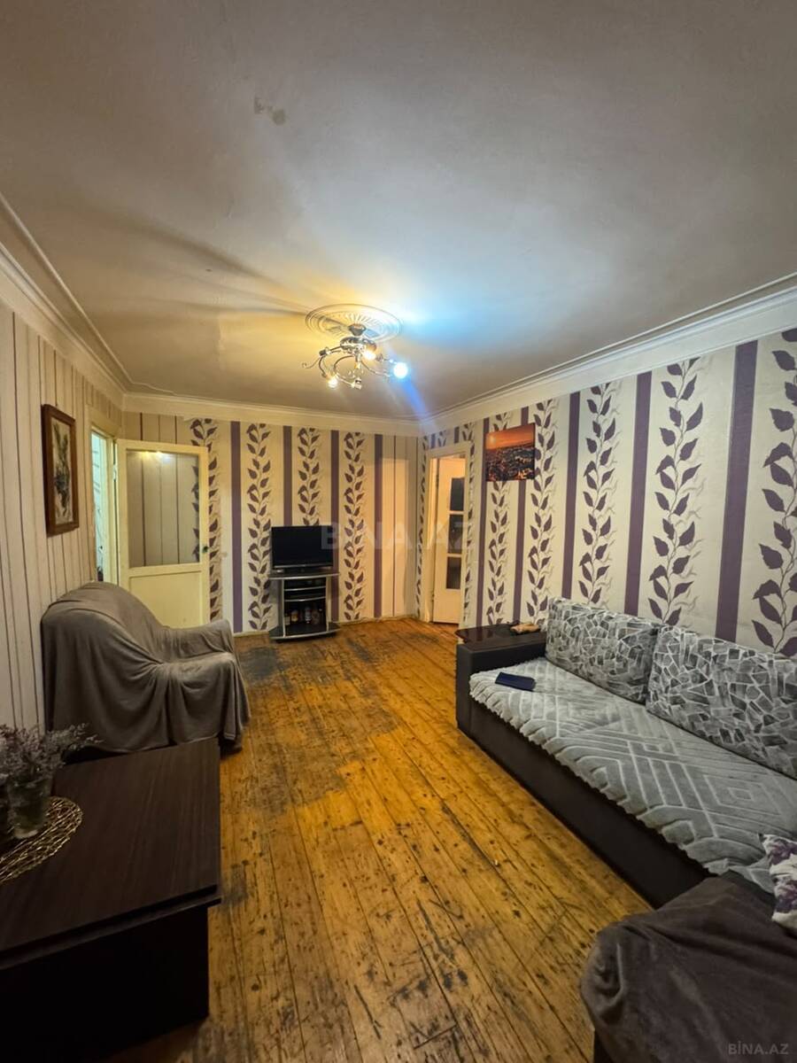 2 otaqlı Köhnə tikili, Qara Qarayev m., Bakı
