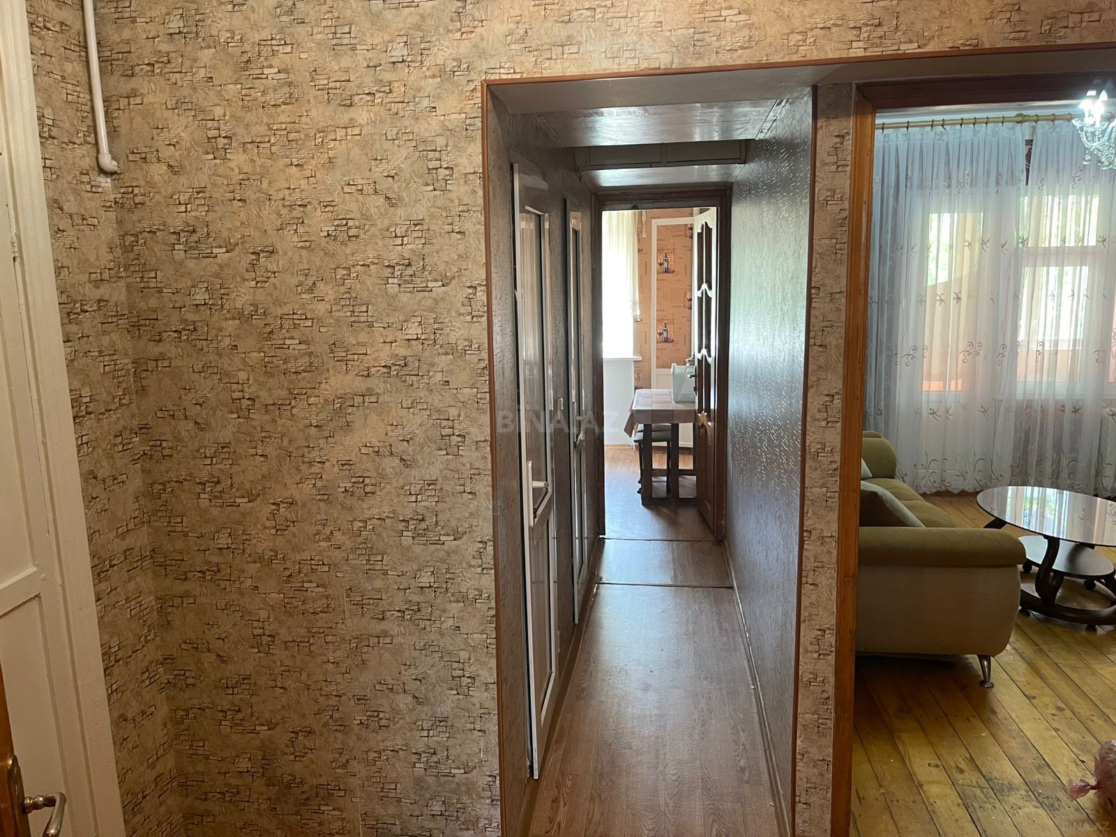 2 otaqlı Köhnə tikili, Qara Qarayev m., Bakı