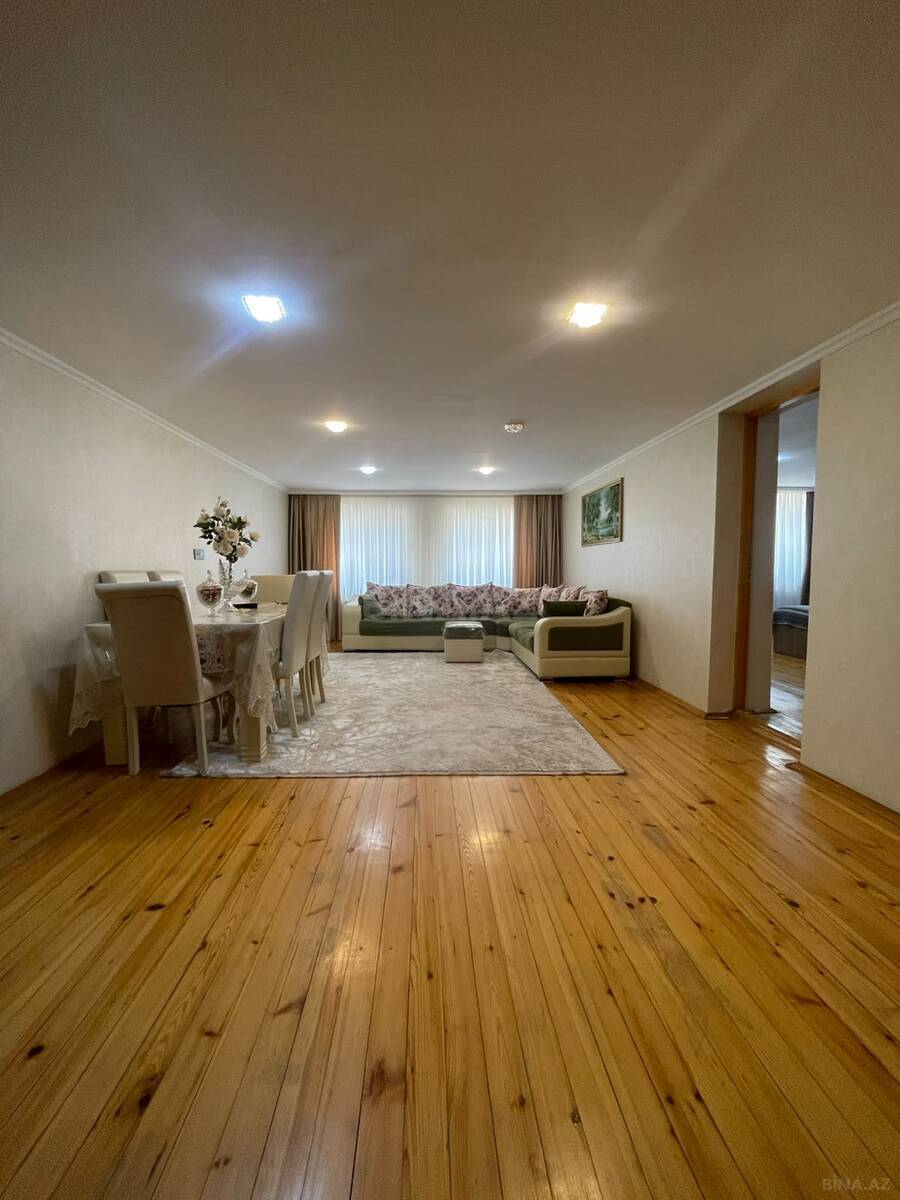 7 otaqlı Həyət evi/Bağ evi, Saray q., Bakı