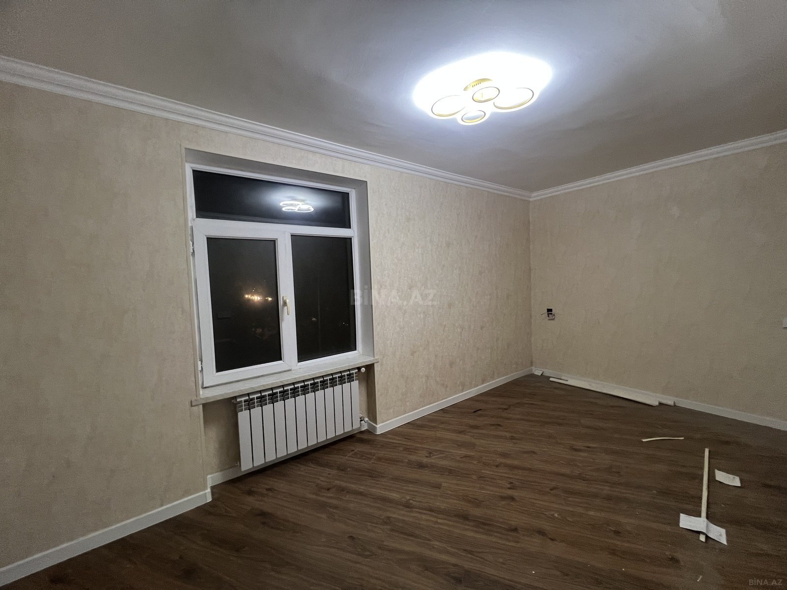 2 otaqlı Köhnə tikili, Qara Qarayev m., Bakı