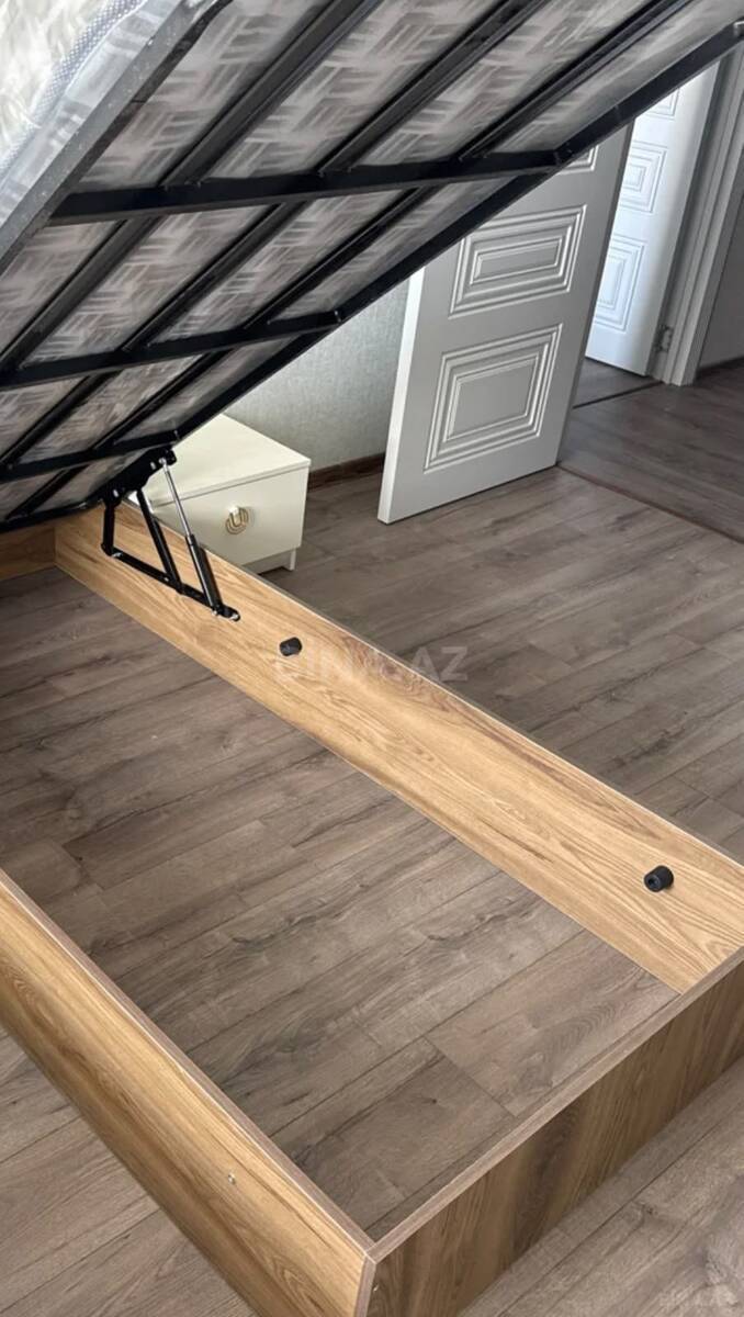 3 otaqlı Yeni tikili, 28 May m., Bakı