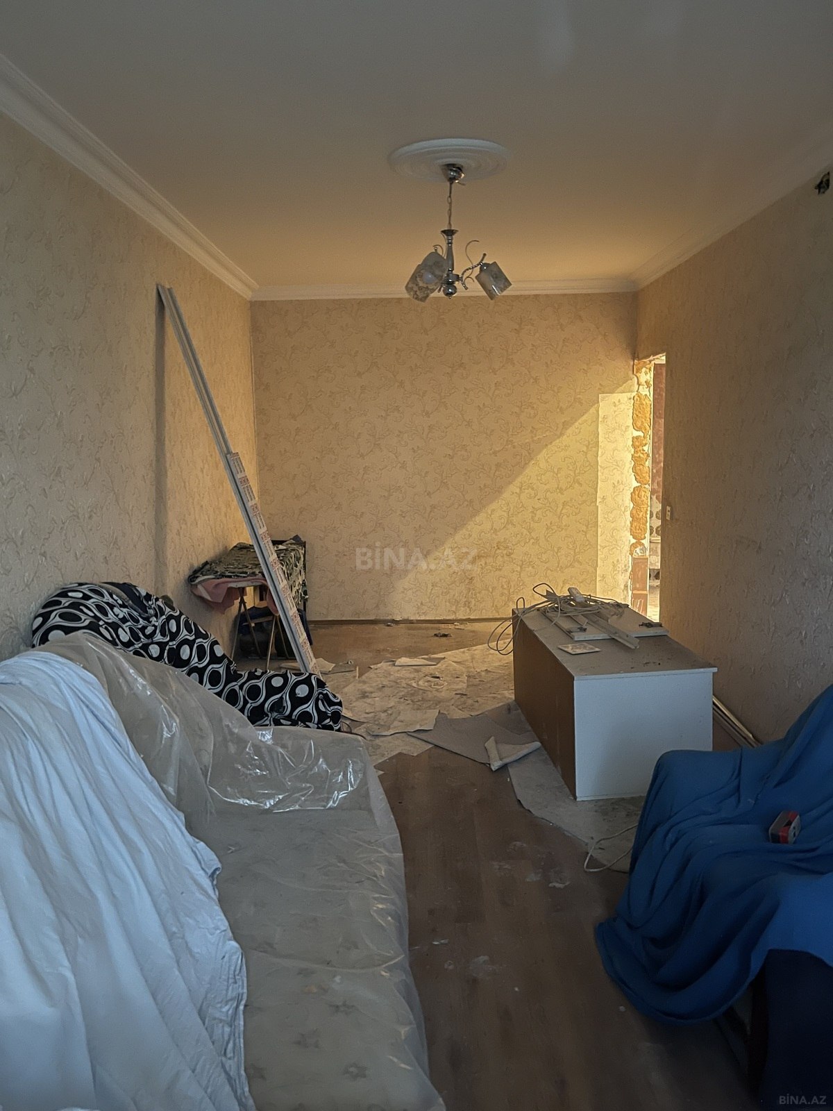4 otaqlı Köhnə tikili, Abşeron r., Xırdalan
