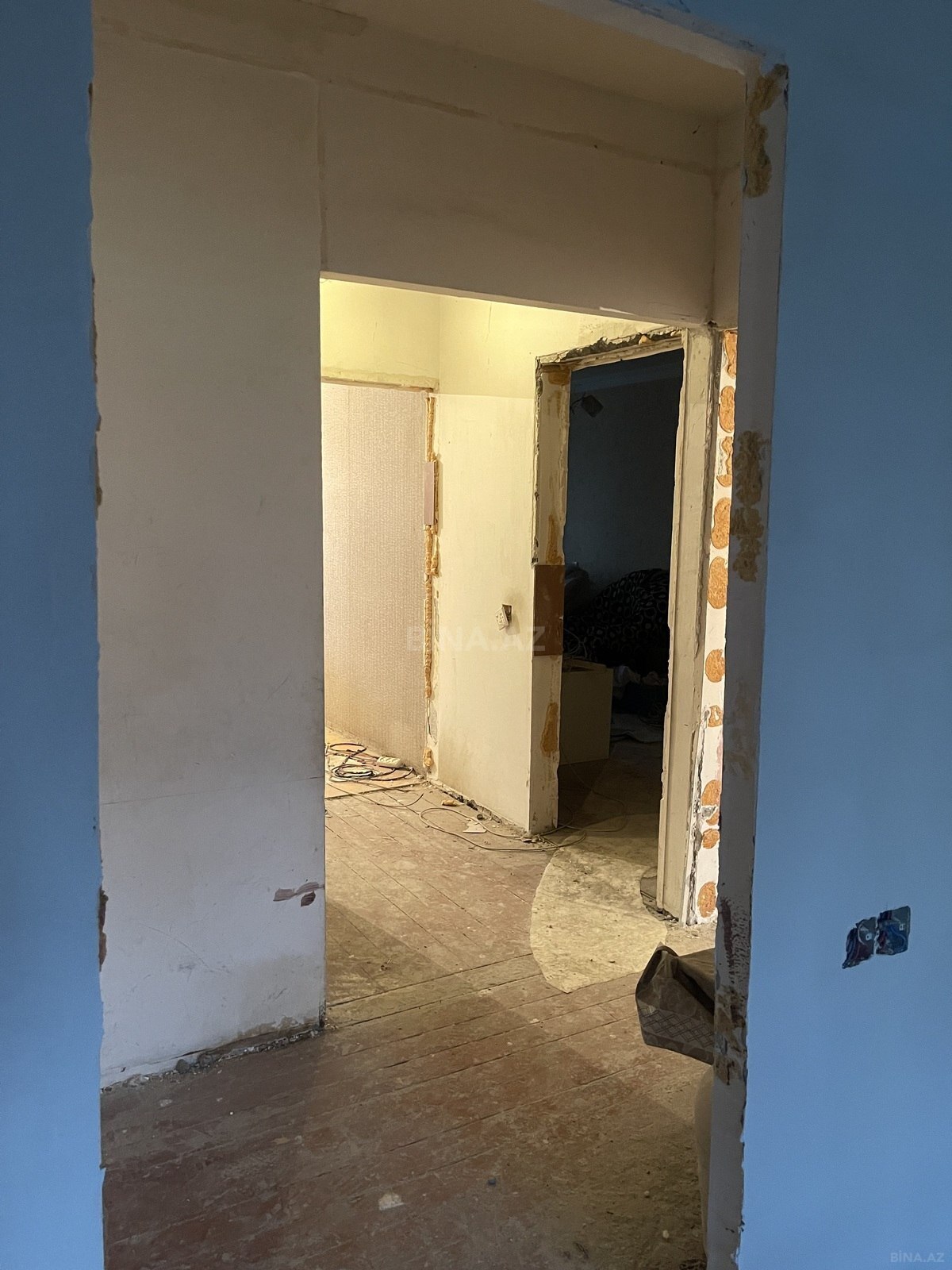 4 otaqlı Köhnə tikili, Abşeron r., Xırdalan