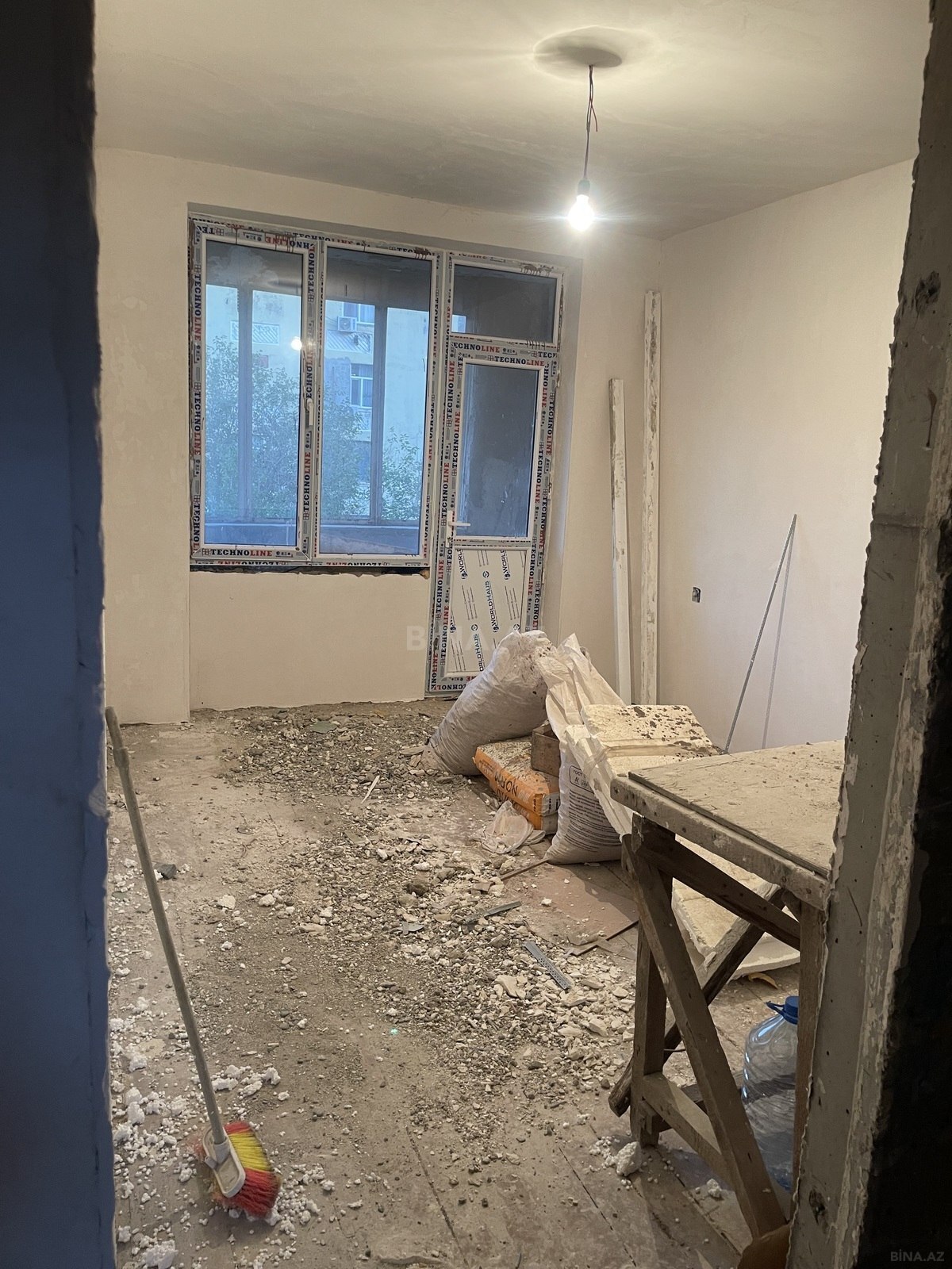 4 otaqlı Köhnə tikili, Abşeron r., Xırdalan