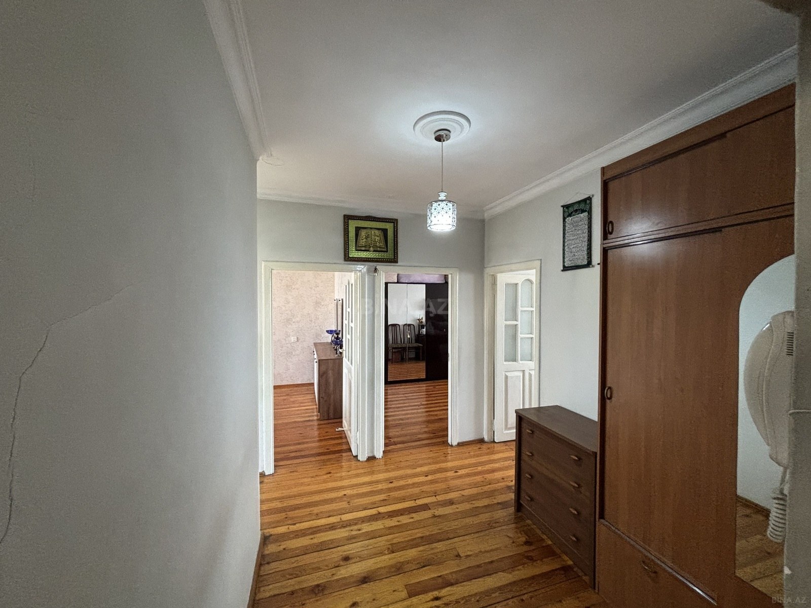 3 otaqlı Köhnə tikili, 8-ci mikrorayon q., Bakı