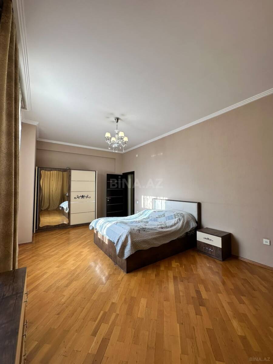 3 otaqlı Yeni tikili, 8 Noyabr m., Bakı
