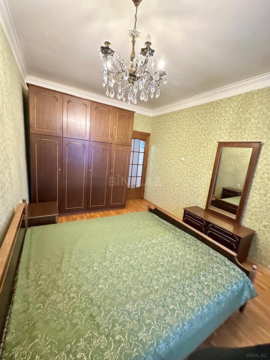 3 otaqlı Köhnə tikili, Əhmədli m., Bakı