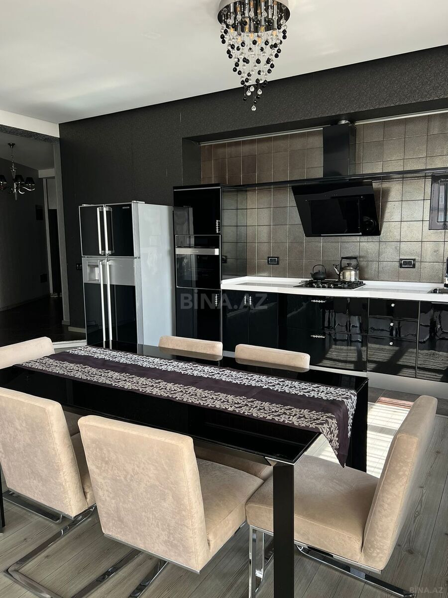 3 otaqlı Yeni tikili, 28 May m., Bakı