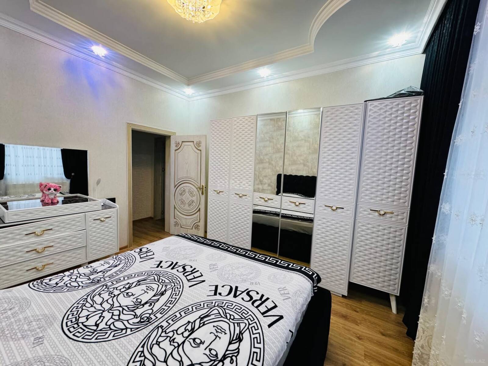 4 otaqlı Həyət evi/Bağ evi, Novxanı q., Bakı