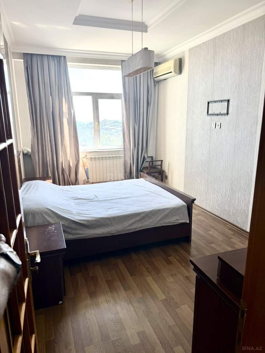 3 otaqlı Yeni tikili, İnşaatçılar m., Bakı