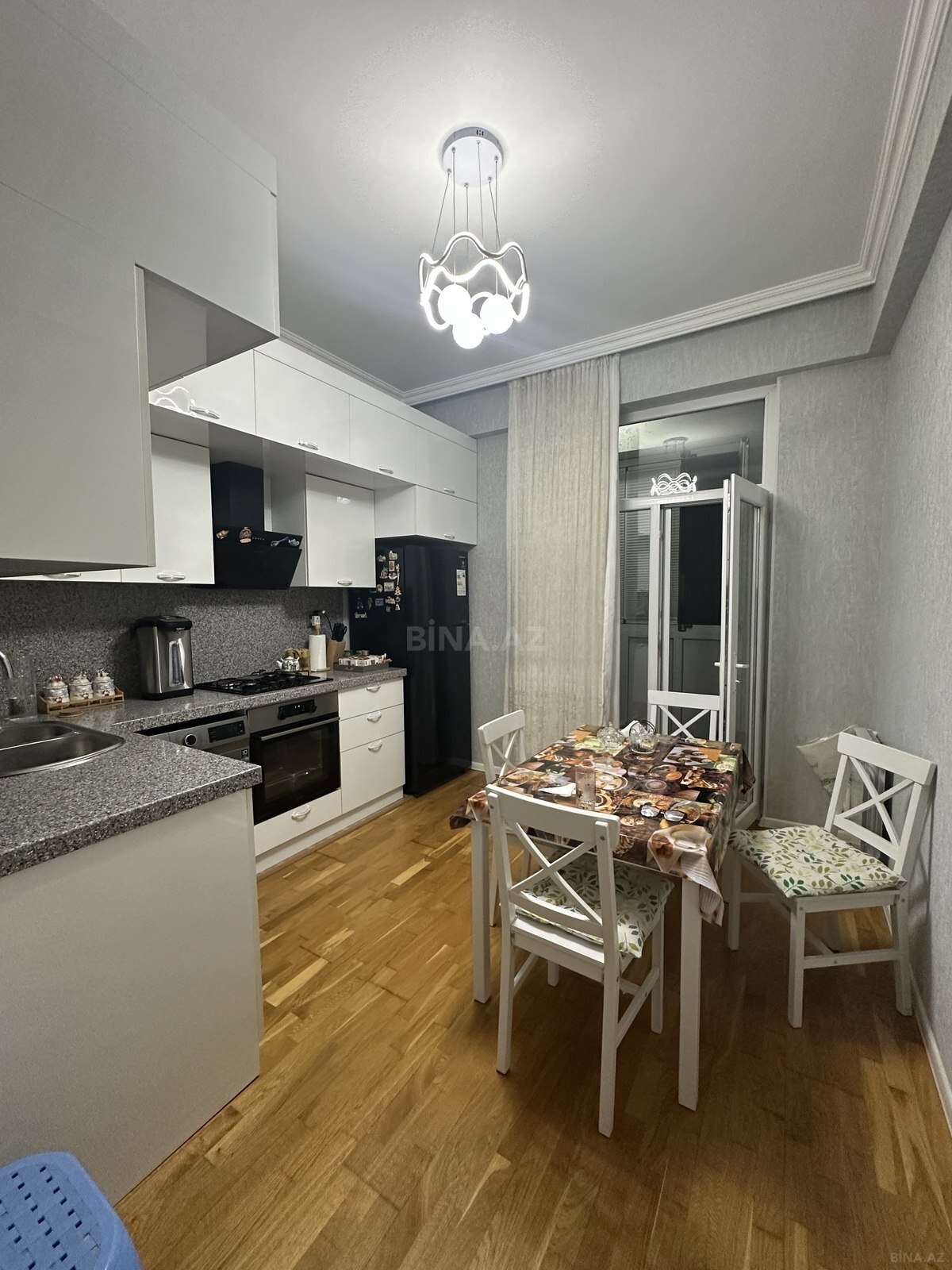 2 otaqlı Yeni tikili, Elmlər Akademiyası m., Bakı