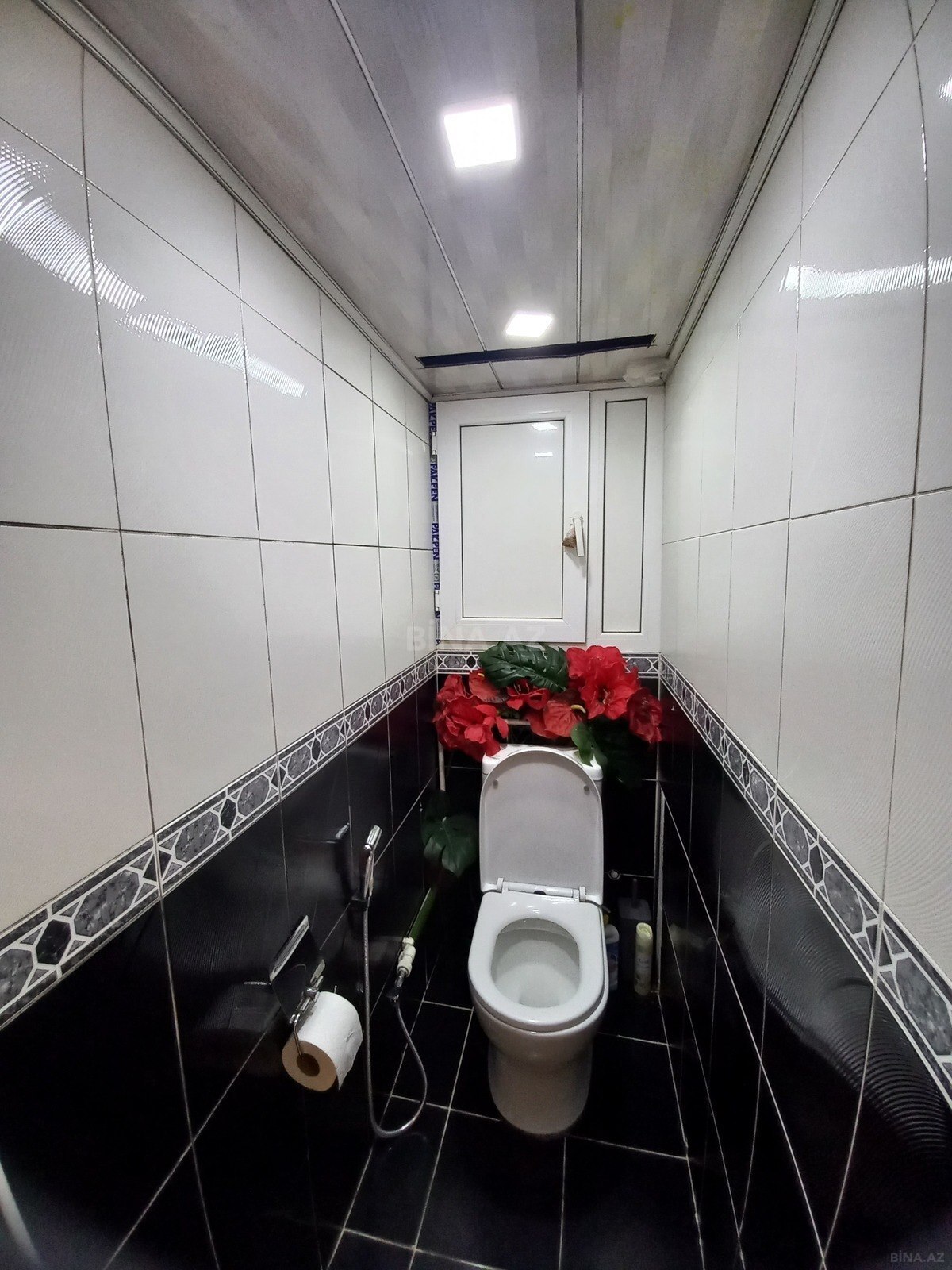2 otaqlı Köhnə tikili, Xalqlar Dostluğu m., Bakı