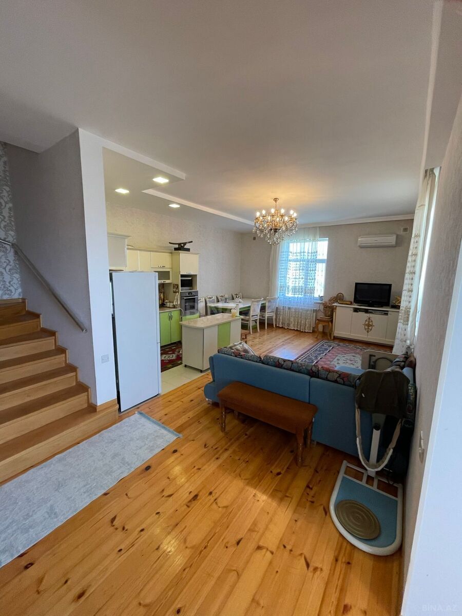 4 otaqlı Həyət evi/Bağ evi, Novxanı q., Bakı